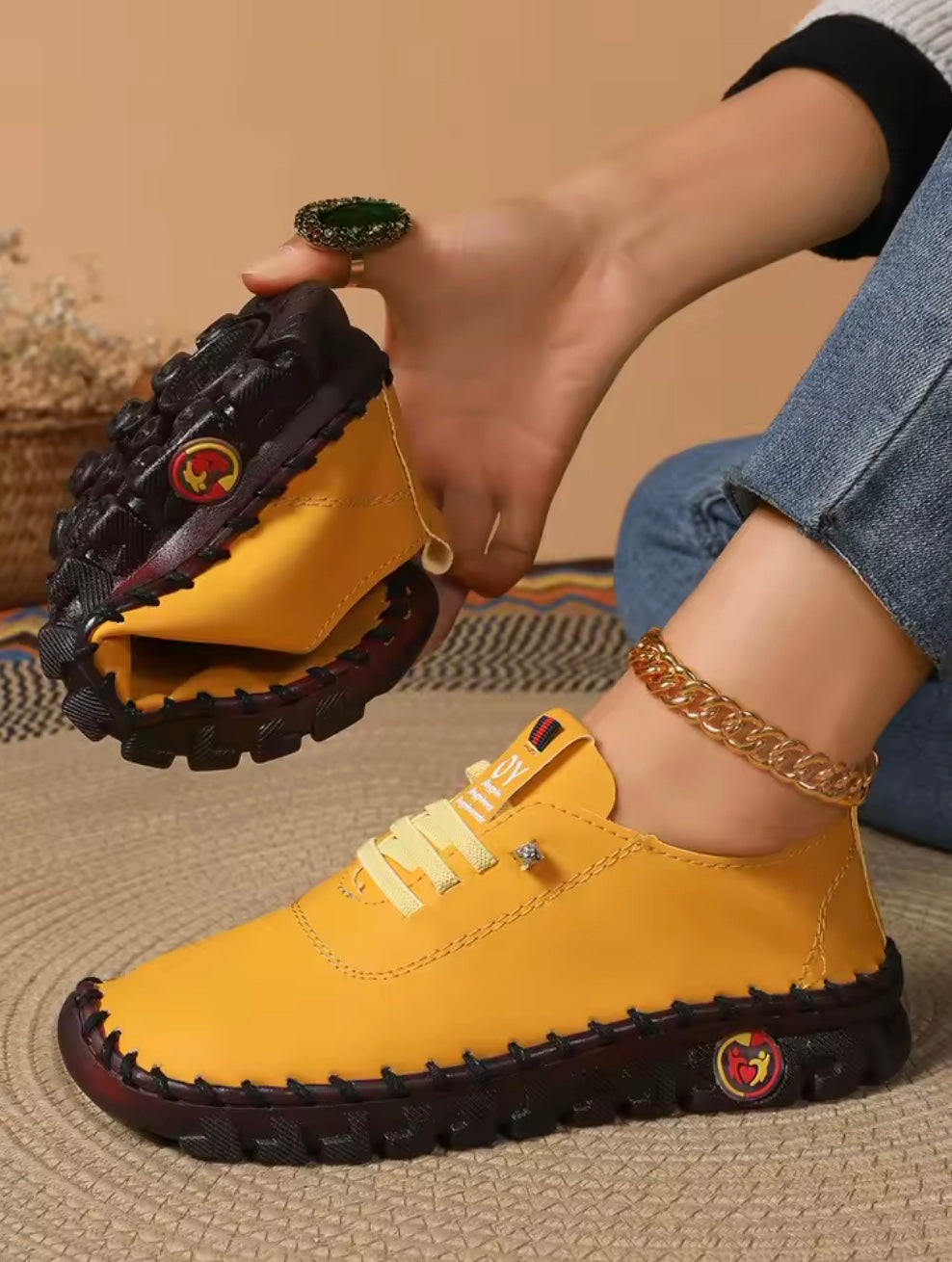 Liora - Orthopedic Sneakers