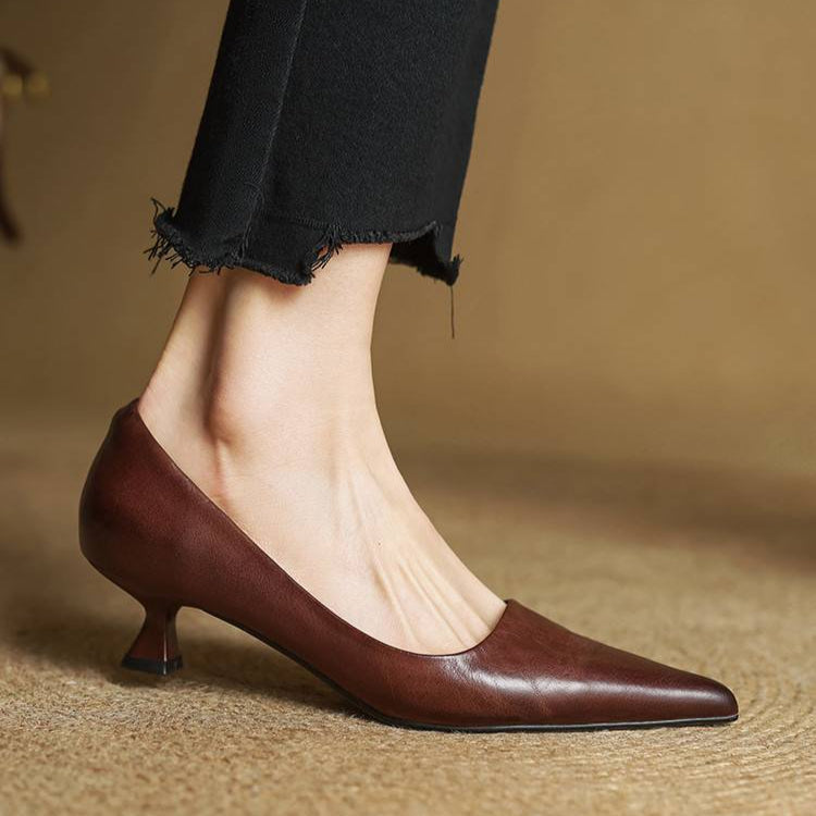 Mary™ Court Shoes in Genuine Leather
